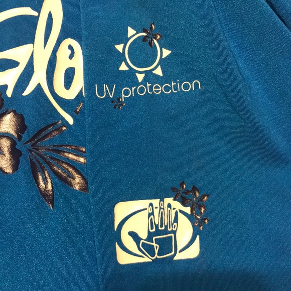 Blue Body Glove Rash Guard - Picture 2 of 3